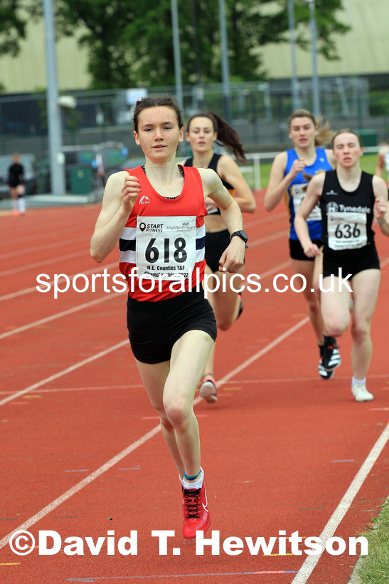 Women and Girls 1500 metres, 2022 North Eastern Track and Field Champs., Middlesbrough. David T. Hewitson/Sports for All Pics